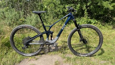 Is GT's Sensor ST Carbon Pro full-suspension MTB cheap at half the price?