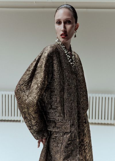 & Others Stories' Latest Savoir Collection Pays Homage to 50s Haute Couture and Anna Cleveland