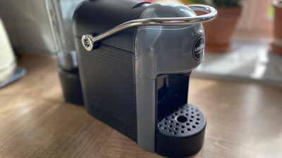 Lavazza A Modo Mio Jolie Evo review: perfect for a quick, fuss-free espresso