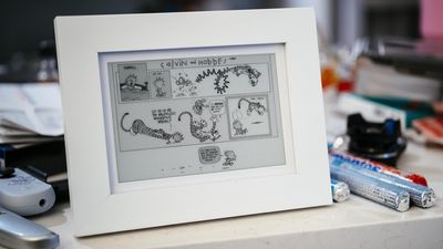 Raspberry Pi drives daily Calvin and Hobbes comic fun via E-ink display