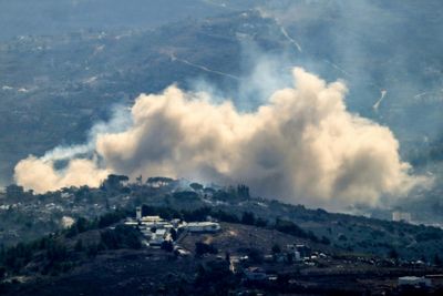 Some Defiant South Lebanese Stay Put In Face Of Israeli Fire