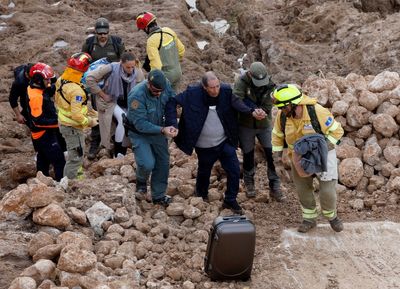 Death toll from Spain floods passes 200 as rescue teams search for missing