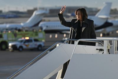 Kamala Harris, Donald Trump rallying in Wisconsin in final US election push