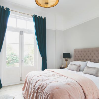 How to measure for eyelet curtains – experts share their top tips to get the size right