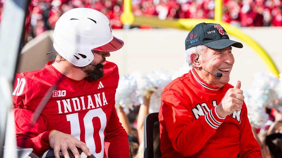 Sports illustrated who did lee corso pick today 