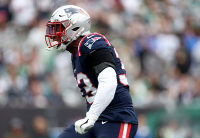 Patriots rising LB emerging as veteran leader for the team