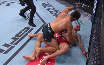 UFC Fight Night 246 video: Dustin Stoltzfus sleeps Marc-Andre Barriault with hellacious punch