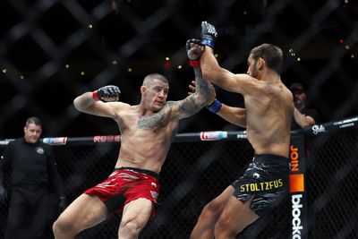 Dustin Stoltzfus def. Marc-Andre Barriault at UFC Fight Night 246: Best photos from Edmonton