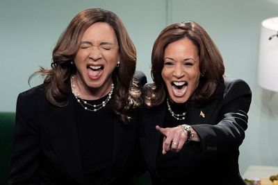 Kamala Harris appears on Saturday Night Live and takes surprise Iowa poll lead