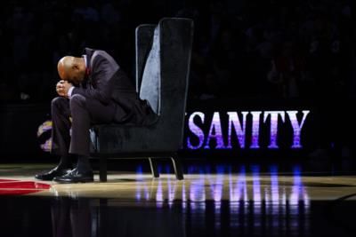 Vince Carter's Jersey Retired By Toronto Raptors