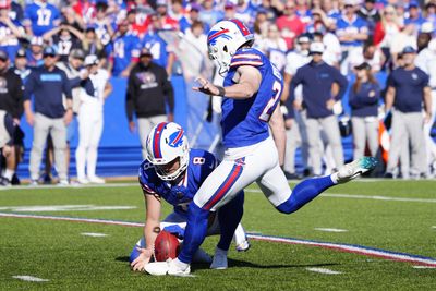 Tyler Bass’ 61-yard field goal powers Bills past Dolphins