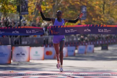 New York City Marathon attended by 50,000 people as Kenyan and Dutch runners win race