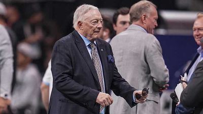 Jerry Jones Comments on Cowboys’ Trade Deadline Plans After Ugly Loss