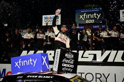 Blaney wins his way into the Championship 4 with shadow over race finish