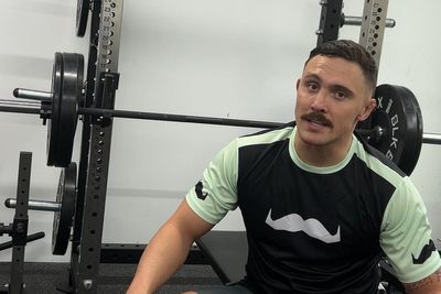 Aspiring fitness coach takes on million-kilo weight challenge for Movember