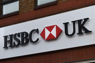 HSBC UK issues gold scam warning to nearly two million customers