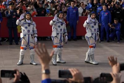 Chinese Astronauts Return From Tiangong Space Station Mission