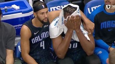 Jalen Suggs Comforted an Emotional Wendell Carter Jr. After Injury