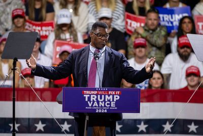 Failed Senate candidate Herschel Walker encourages supporters to vote for the wrong Trump in rally gaffe