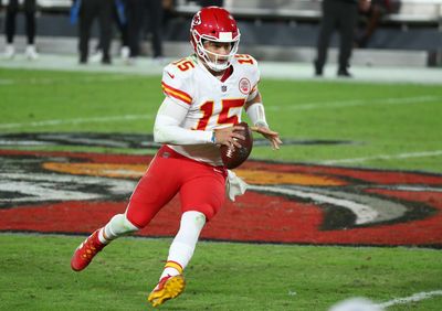 Will Patrick Mahomes play vs. Buccaneers? Injury updates for Chiefs QB