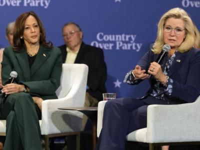 Former Republican Rep. Liz Cheney Proudly Votes For Harris