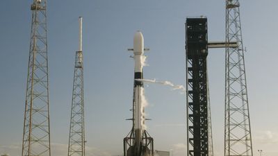 SpaceX scrubs Starlink satellite launch due to apparent rocket helium leak