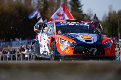 Neuville steps up WRC title decider prep with national rally