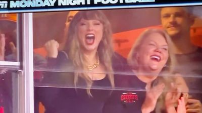 Taylor Swift Loved DeAndre Hopkins TD, Ensuing 'Remember the Titans' Celebration