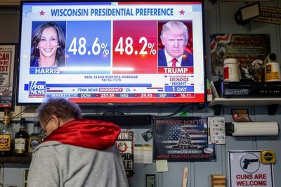 Asian Markets Swing Ahead Of Toss-up US Election