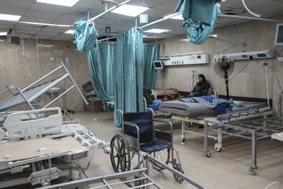 More than 30 killed in Israeli attacks across Gaza as hospital hit again