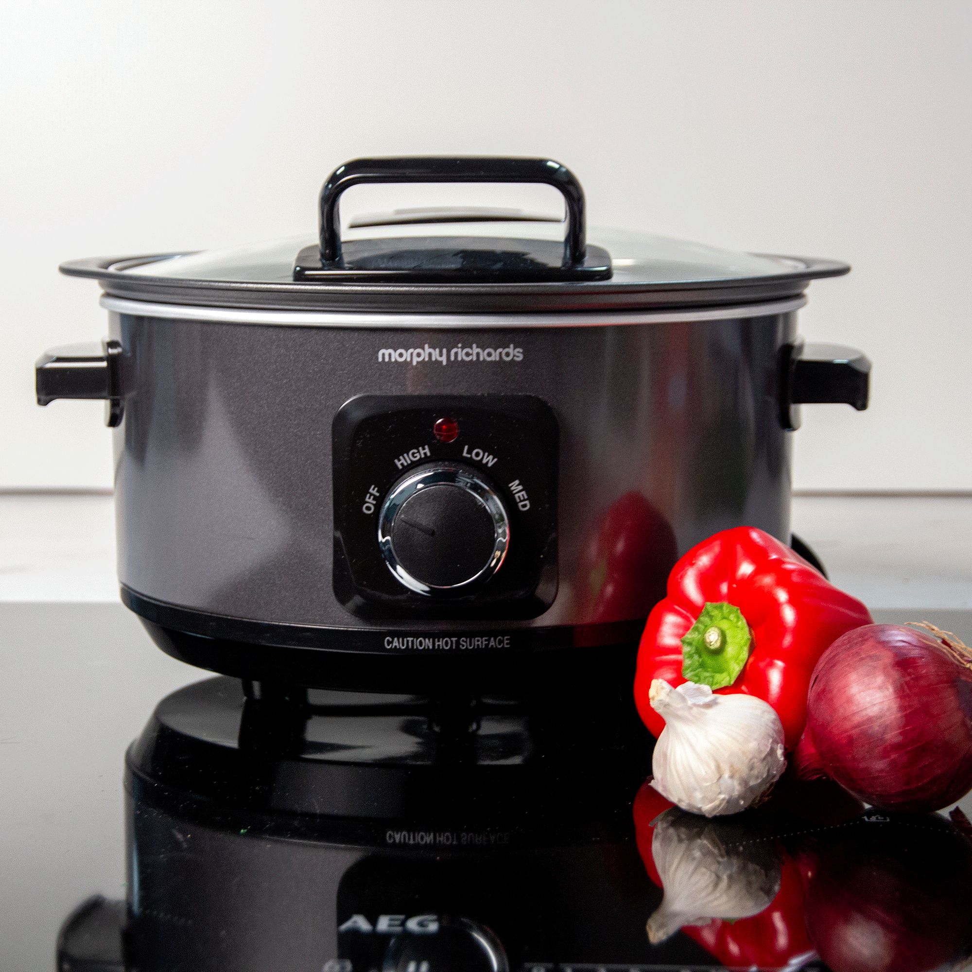 Can you put a slow cooker pot in the oven? How to figure out which ones are (and aren’t) oven-safe