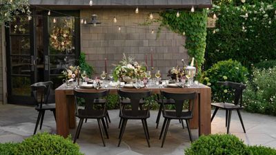 10 Thanksgiving Decor Ideas That'll Give Your Home Extra Style Points With Guests This Holiday