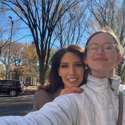 Jennifer Lopez' Sister Lynda Poses With Violet Affleck at Yale