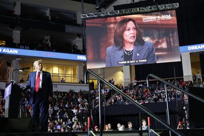 Harris and Trump's Last Pitch to Pennsylvania Voters on The Last Day of The Campaign