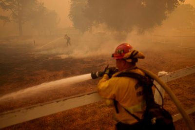 Republicans blame California for wildfires — and ignore the role of the fossil fuel companies funding them