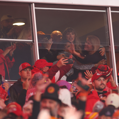 Taylor Swift's Mom Andrea Is in Her "Chiefs Era" at Travis Kelce's Latest Game