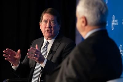 Sen. Hagerty Warns Federal Agencies Of Transition Requirements