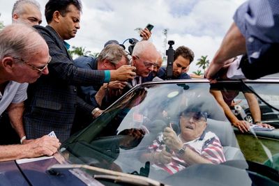 Giuliani shows up to vote in Mercedes he was supposed to give to poll workers