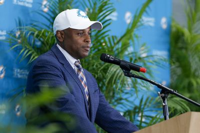 Dolphins stand pat at 2024 NFL trade deadline