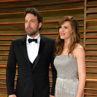 Ben Affleck and Jennifer Garner Are Allegedly "Confused" by Violet's Selfie With J.Lo's Sister