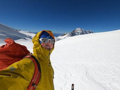 Top climber falls to death after ‘terrifying’ and rare Himalayan feat