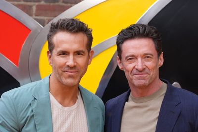 Ryan Reynolds teases he's writing a new non-Marvel movie for him and Hugh Jackman