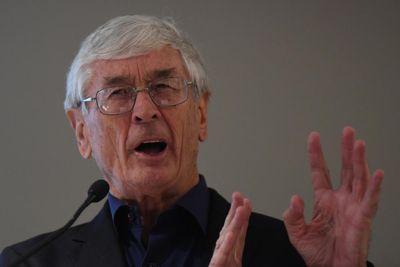 Dick Smith’s ABC radio rant against renewables overflows with ill-informed claims