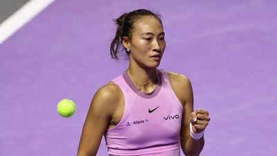 Zheng Qinwen beats Jasmine Paolini to move into WTA Finals semis