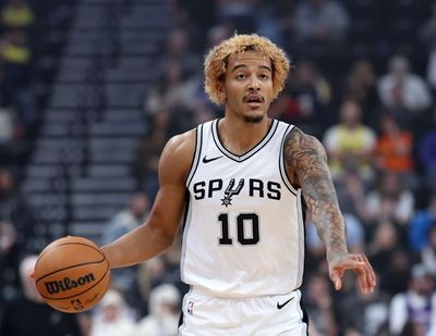 Spurs' Jeremy Sochan to Undergo Surgery on Fractured Thumb