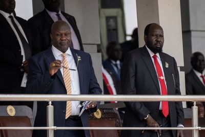 Presidents of South Sudan and Kenya push for a resolution in stalled peace talks