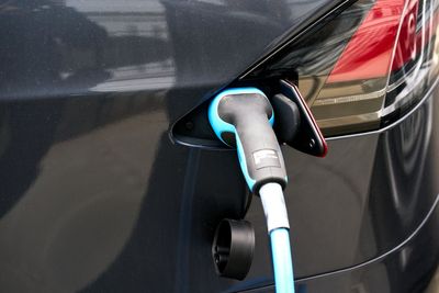 Sales of used electric cars reach record high