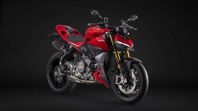 Finally, Ducati’s Streetfighter V2 and V2S Don’t Make You Feel Bad