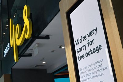 Optus fined $12m after thousands could not call triple zero during 2023 outage