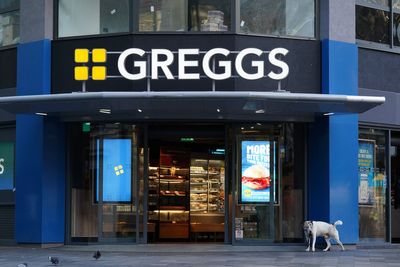 London Greggs 'bans' customers from wearing headphones or using mobile